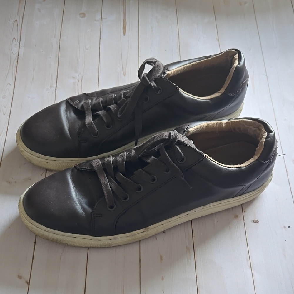 Banana Republic Men's Size 10 Black Leather Sneakers Lace Up